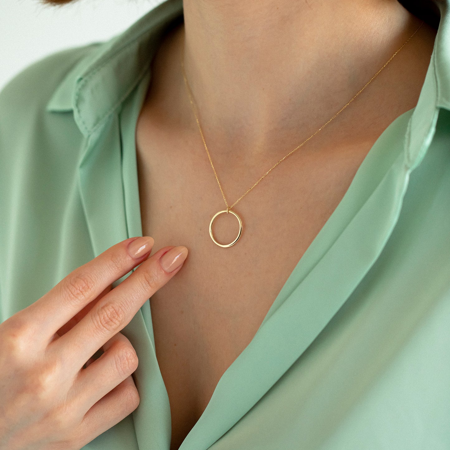 14k Solid Gold Circle Neclace for Women