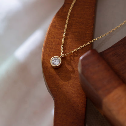 Solitaire Diamond Halo Necklace in 14k Solid Gold