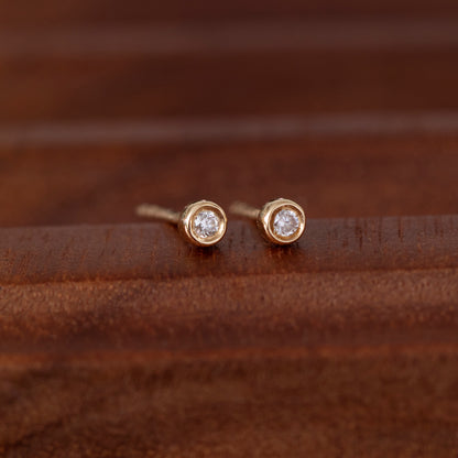 Diamond Solitaire Stud Earrings in 14k Solid Gold